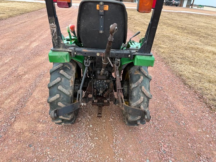 john-deere-4100-image-21