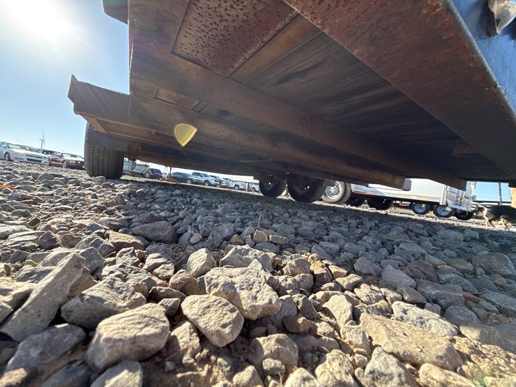 big-tex-car-hauler-image-8