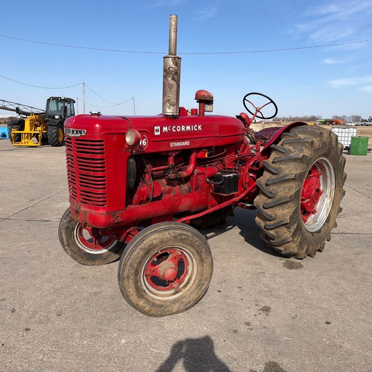 Farmall McCormick W-6 Standard Tractor