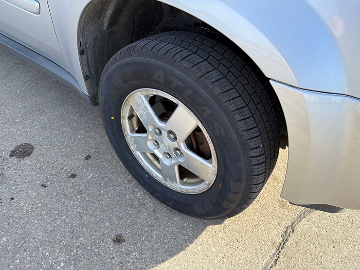 2006-chevrolet-equinox-image-12