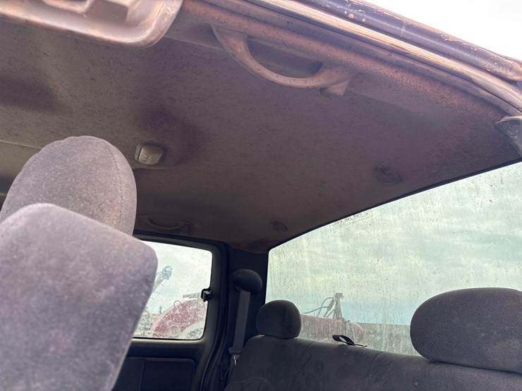 2001-chevrolet-1500-image-40