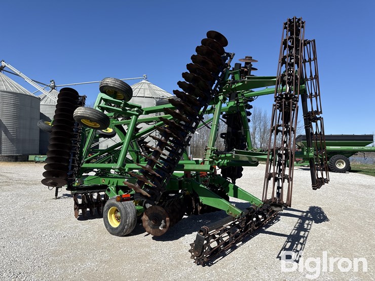 2012-john-deere-2623-image-7