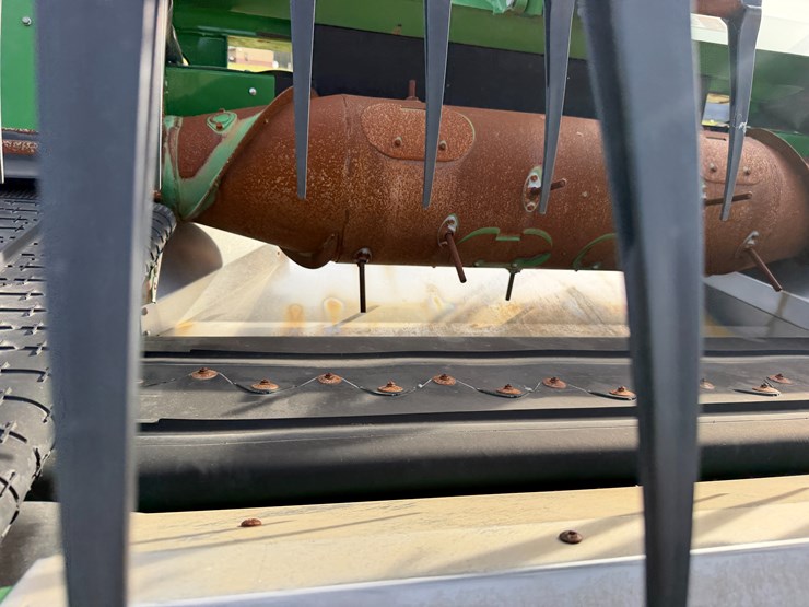 2024-john-deere-hd35r-image-38