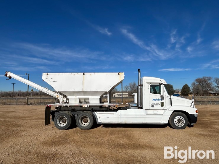 1998-freightliner-century-120-image-4