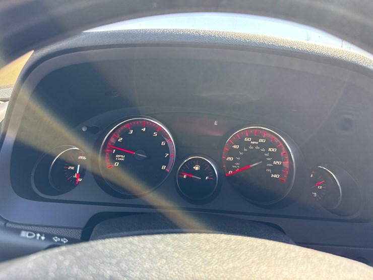 2011-gmc-acadia-image-39