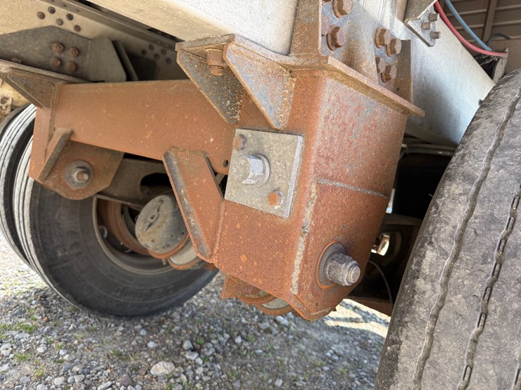 2015-timpte-hopper-bottom-image-22