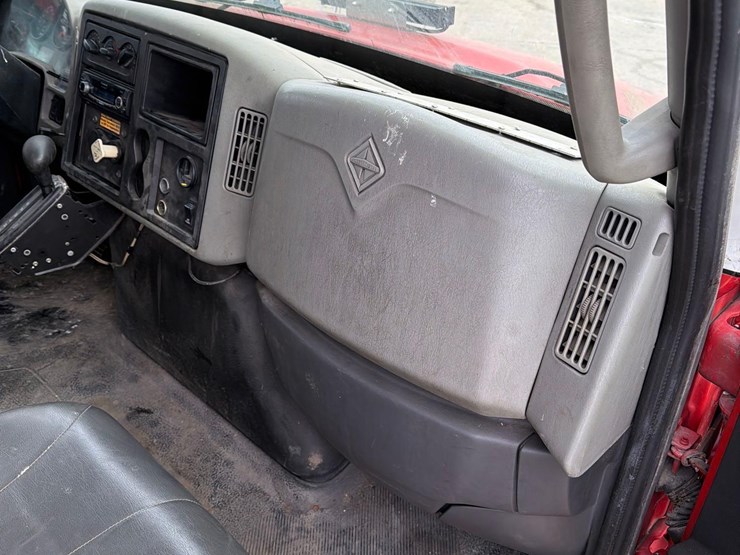 2014-international-4000-image-27