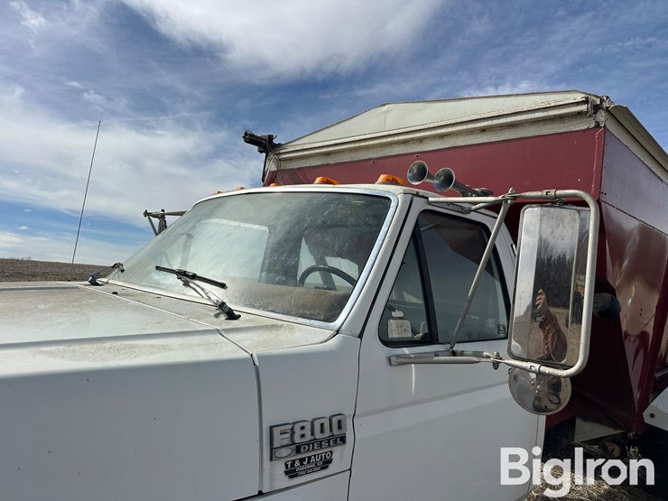 1994-ford-f800-image-13