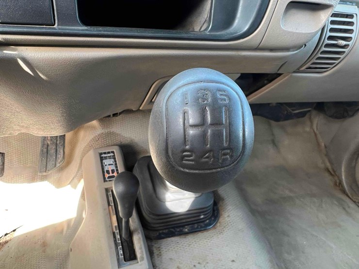 1996-chevrolet-2500-image-20