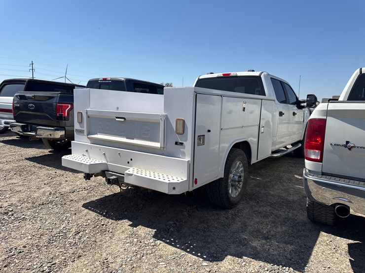 2022-ford-f250-image-3