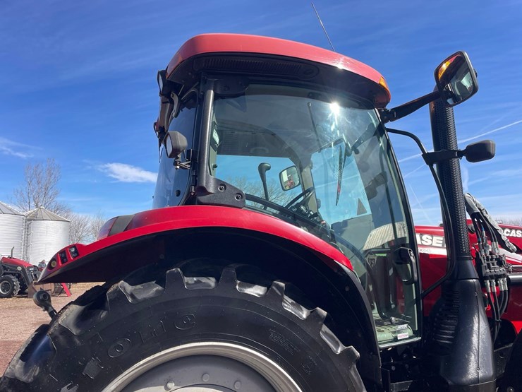 2013-case-ih-l765-image-17