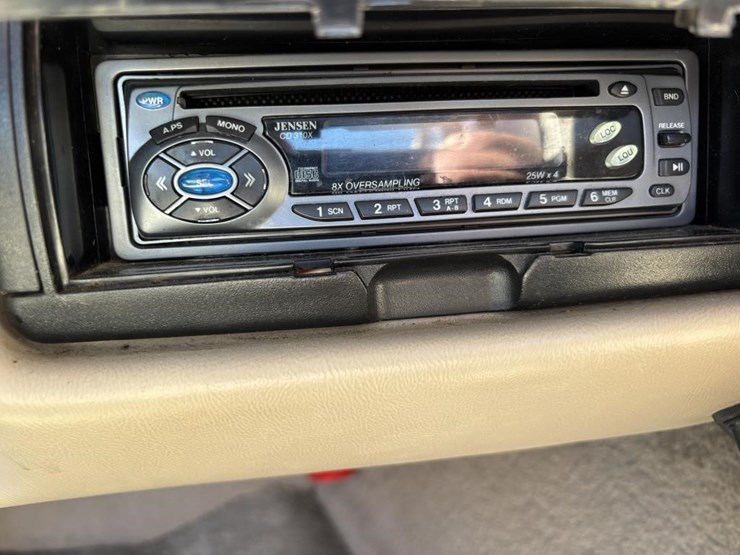 2000-unknown-trailer-image-23