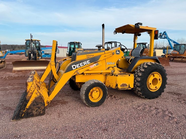 deere-210le-image-1