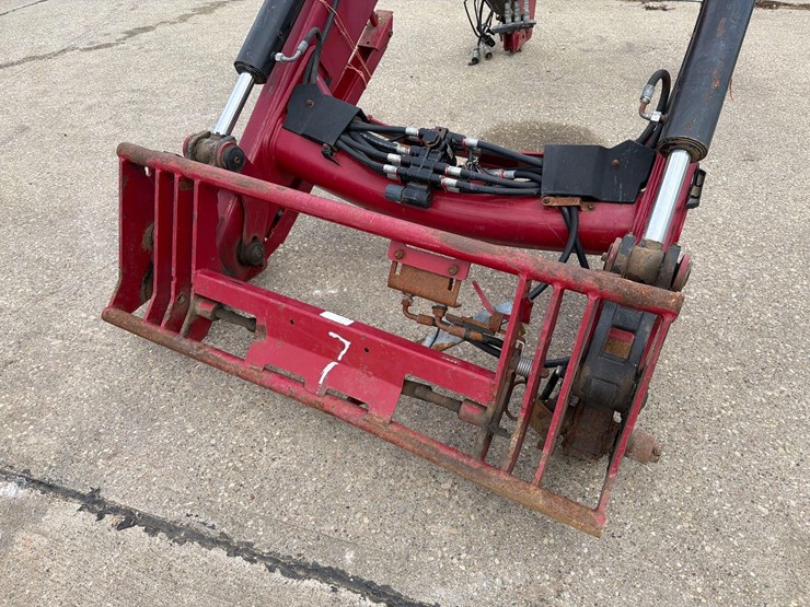 case-ih-l750-image-4