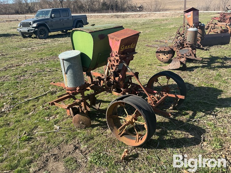 2r40-planter-image-7