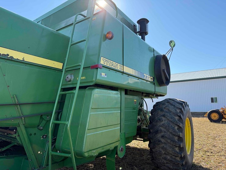 john-deere-7720-titan-image-18