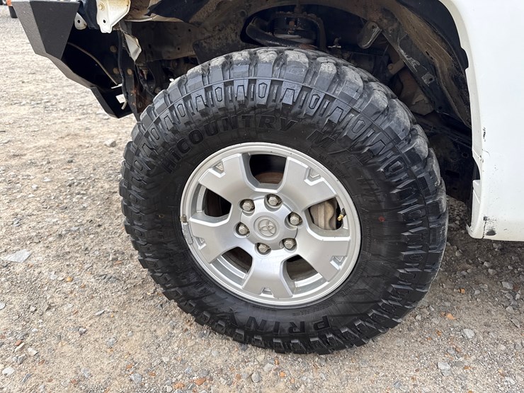 2006-toyota-tacoma-image-22