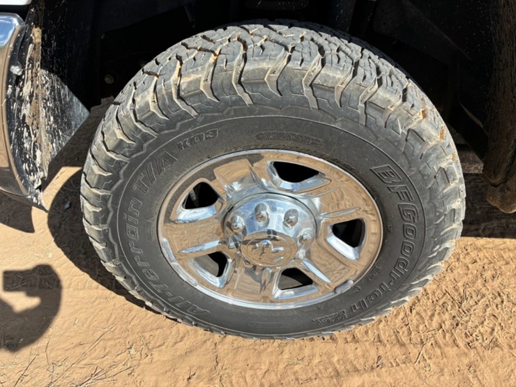 2018-dodge-2500-image-10