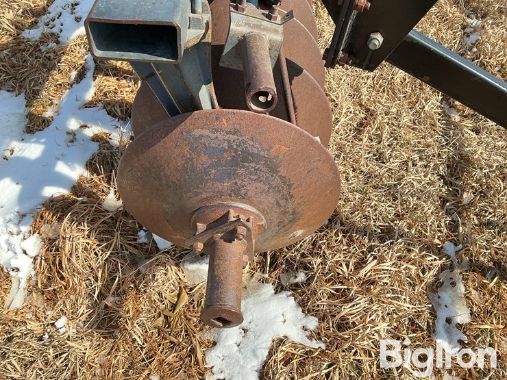 john-deere-331-image-17