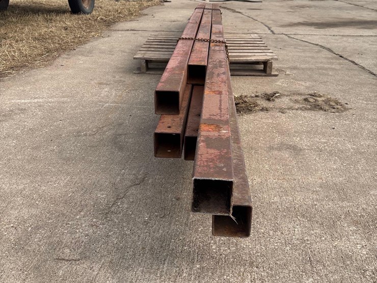 100’-of-3-1/2”-x-3-1/2”-square-tubing-image-5