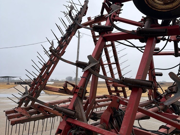 case-ih-4600-image-7