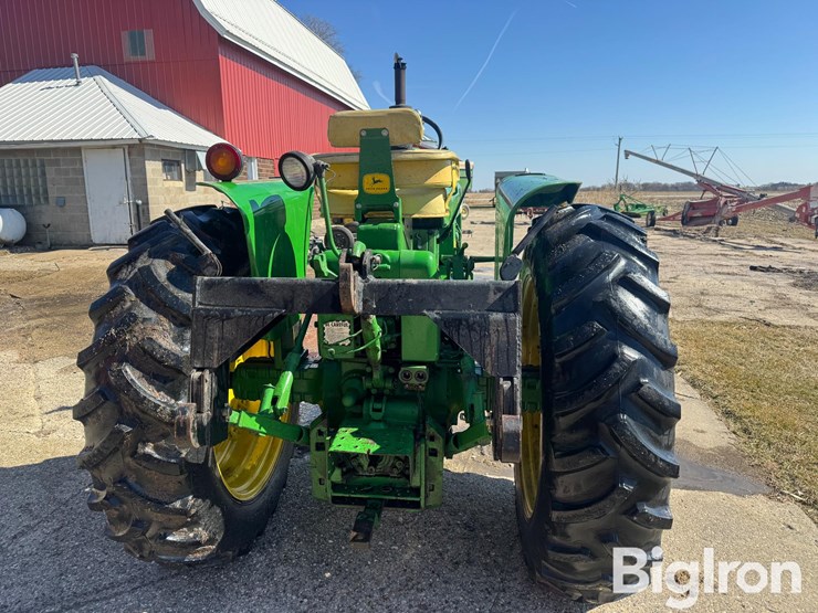 john-deere-3020-image-15