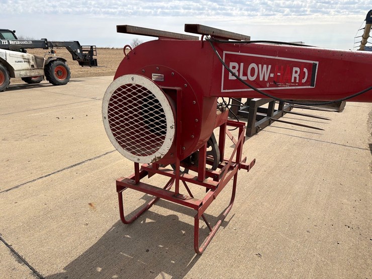 blow-hard-3pt-bunk-blower-image-14