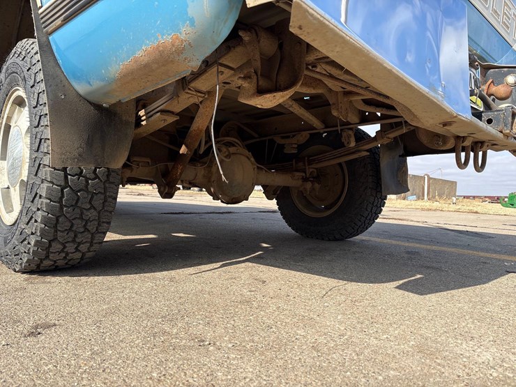 1994-chevrolet-silverado-1500-image-38