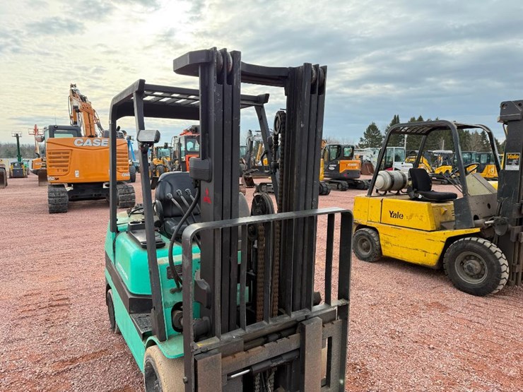 mitsubishi-fgc30k-image-25