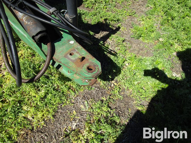 1998-john-deere-566-image-9