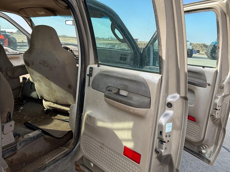 2004-ford-f250-image-41