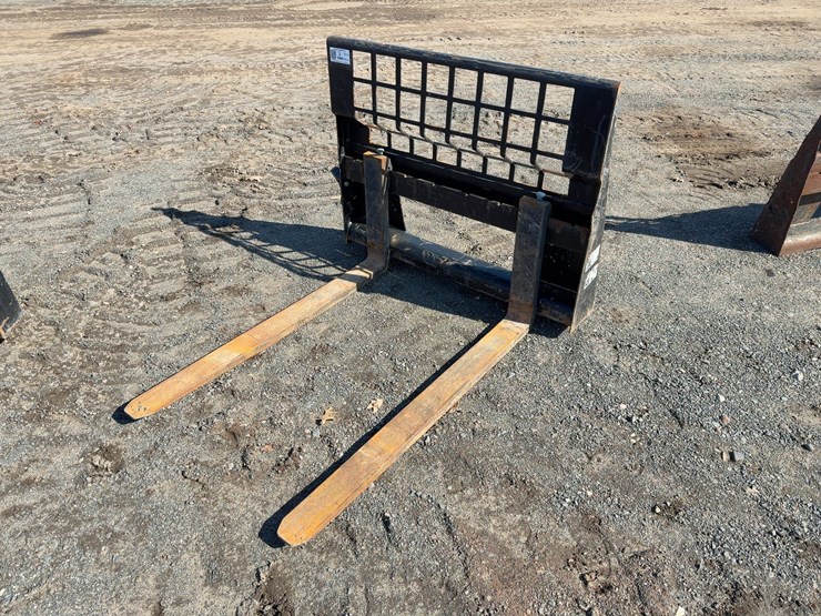 caterpillar-48"-forks-image-2