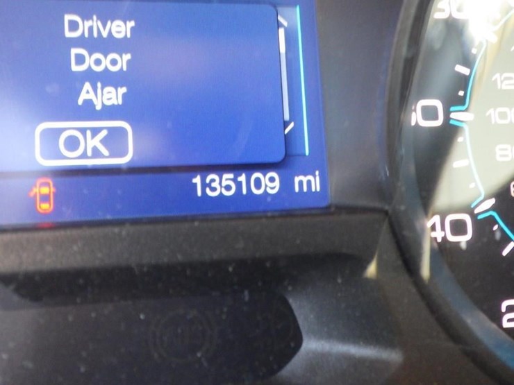 2014-ford-explorer-image-14