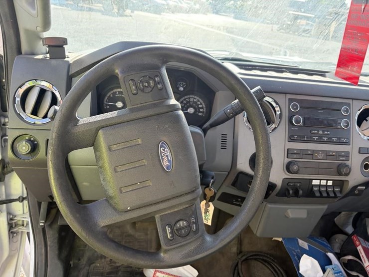 2016-ford-f250-xlt-image-11