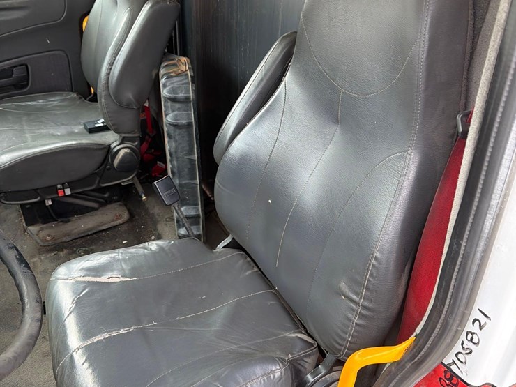 2014-international-4000-image-35