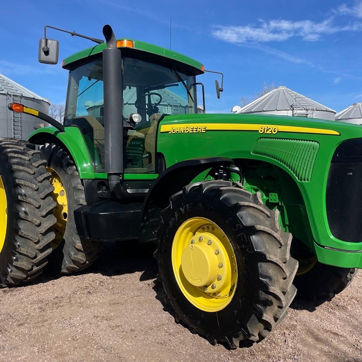 2004 JOHN DEERE 8120