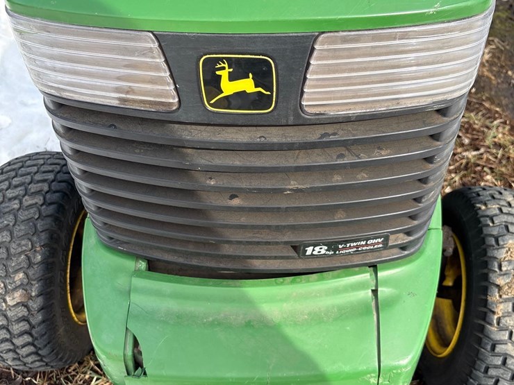 john-deere-345-image-11