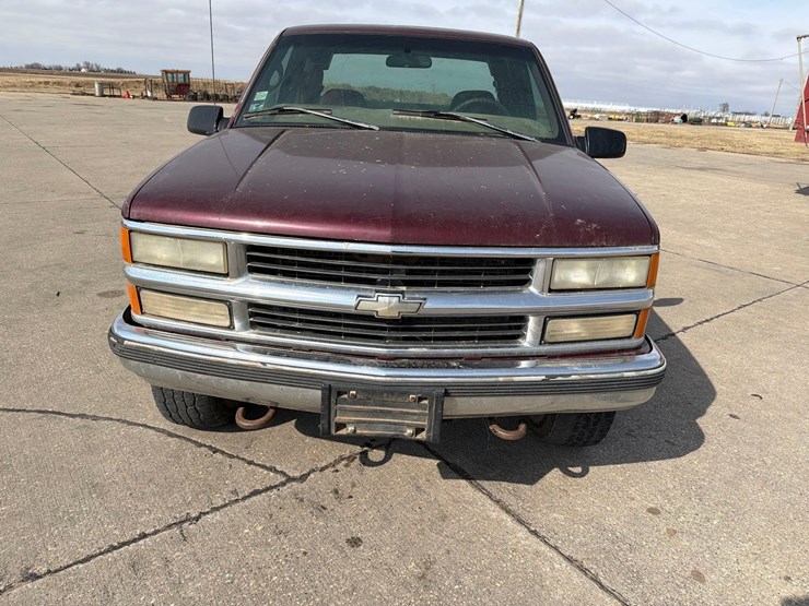 1997-chevrolet-k1500-image-2