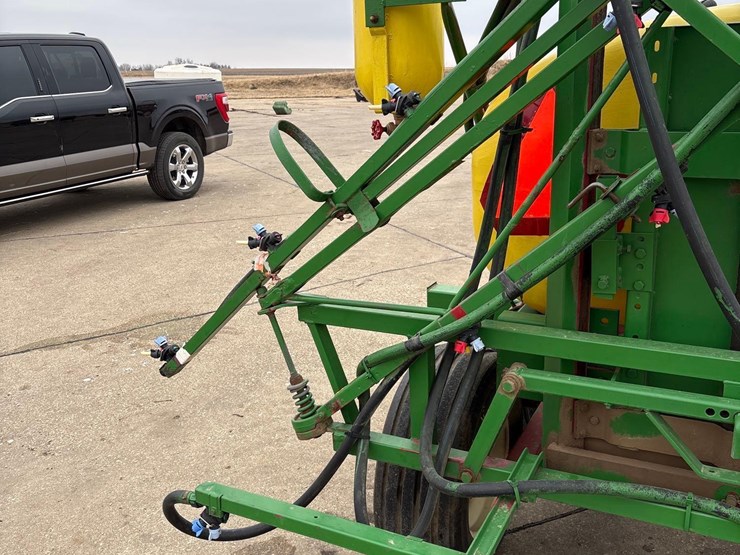 500-gallon-pull-type-sprayer-image-20