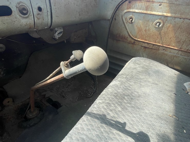 chevrolet-60-image-21