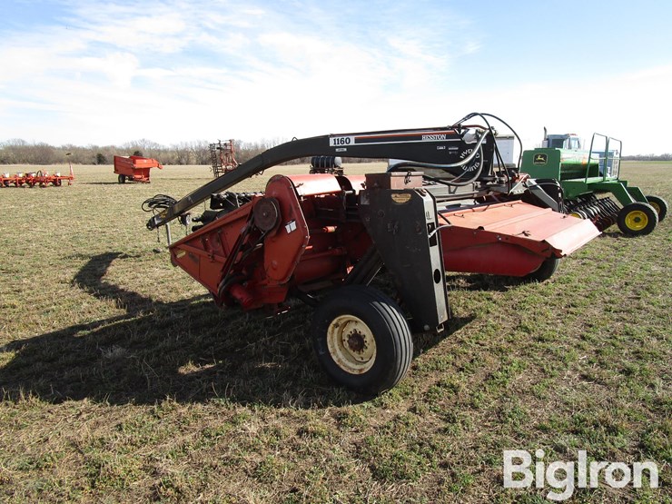 hesston-1160-image-7