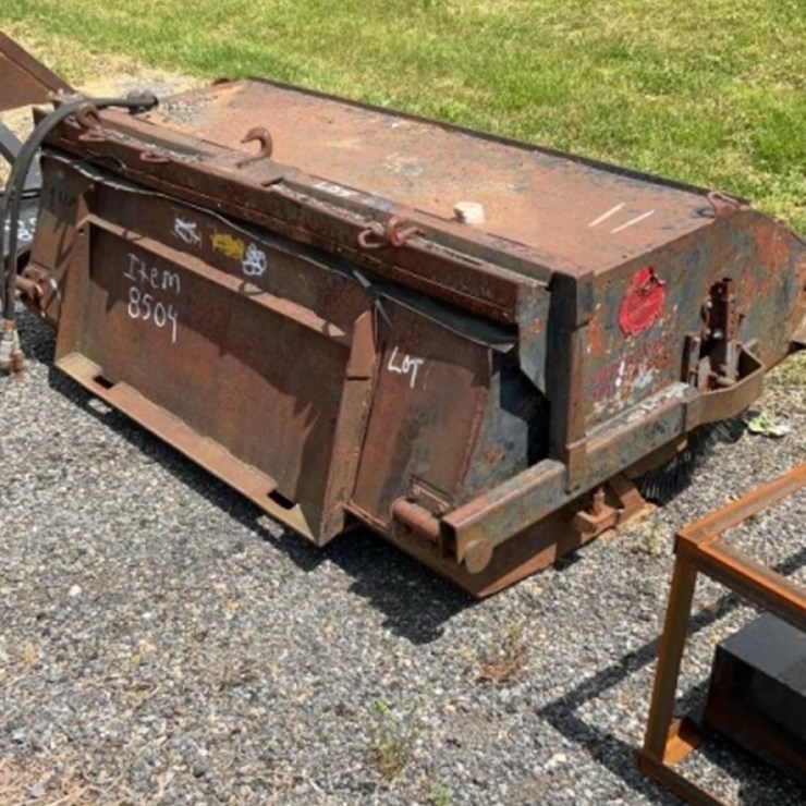 Skid Steer Sweeper 6'