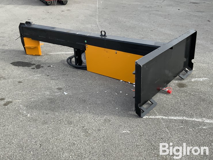 2025-massey-ferguson-730-image-7