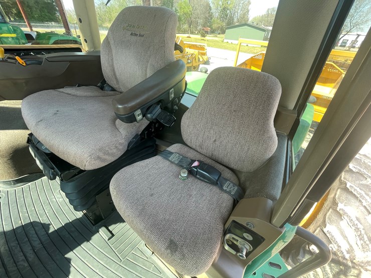 2011-john-deere-9430-image-35