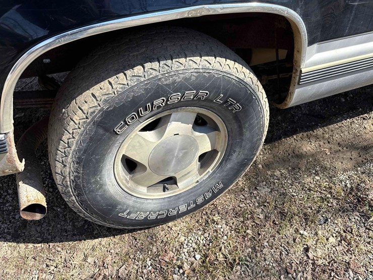 1995-gmc-1500-image-6