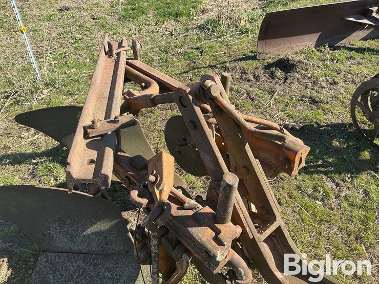 2-bottom-plow-image-13