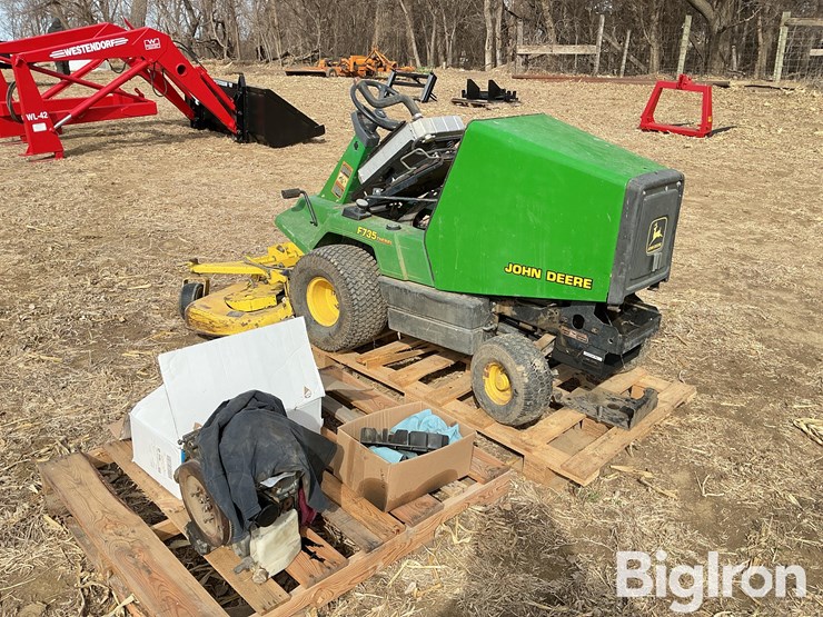 john-deere-735-image-7