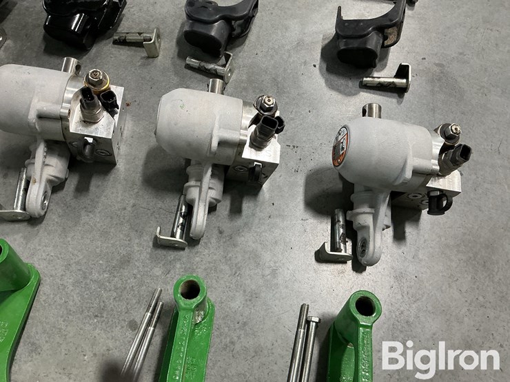 2024-john-deere-1775nt-image-19