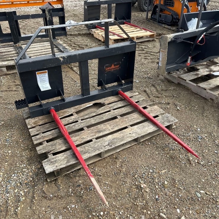 SKIDSTEER 2-PRONG BALE SPEAR