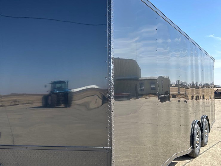 like-new--2025-steel-pines-cargo-llc-8-1/2ft-x-24ft-bumper-hitch-enclosed-trailer--1-owner-image-12